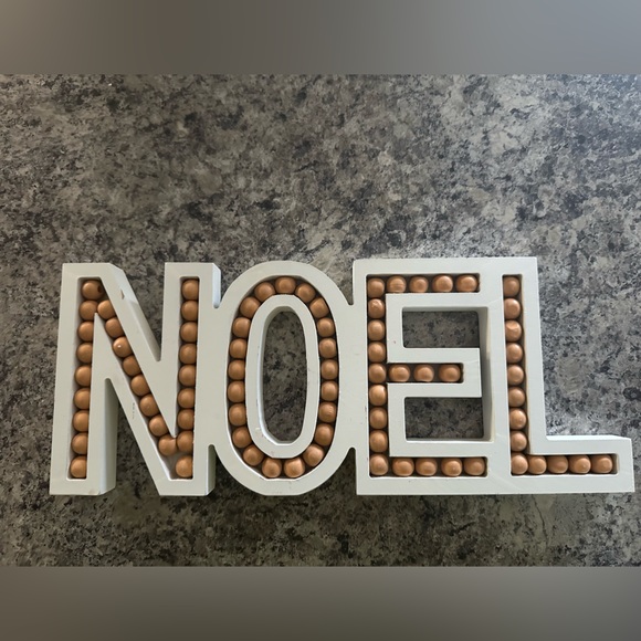 Sign - Picture 1 of 2